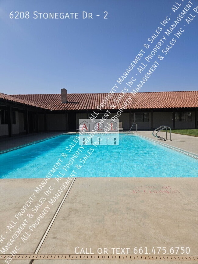 Building Photo - 6208 Stonegate Dr