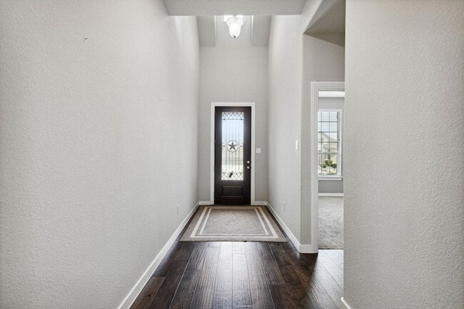 Building Photo - 1305 Swan Trl