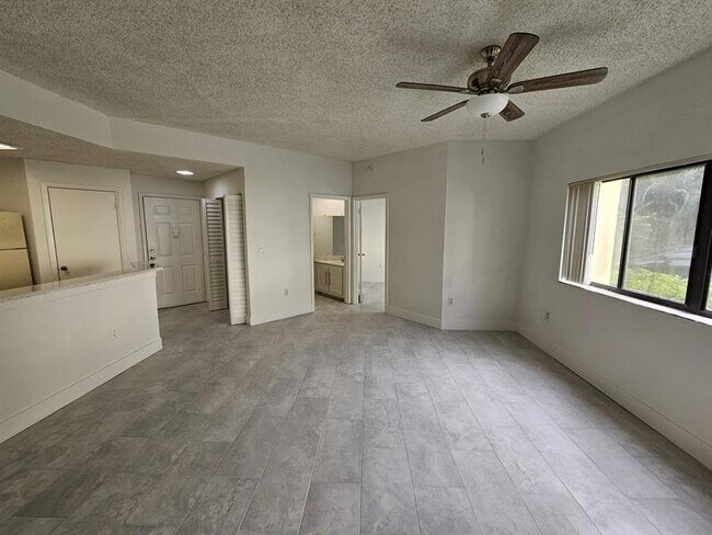 Building Photo - 2445 SW 18th Terrace