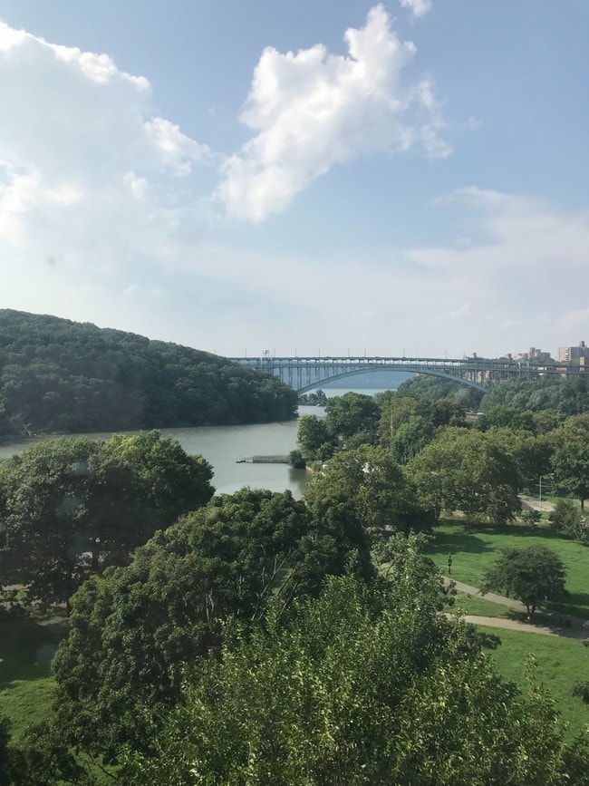 Primary Photo - 583 West 215th Street