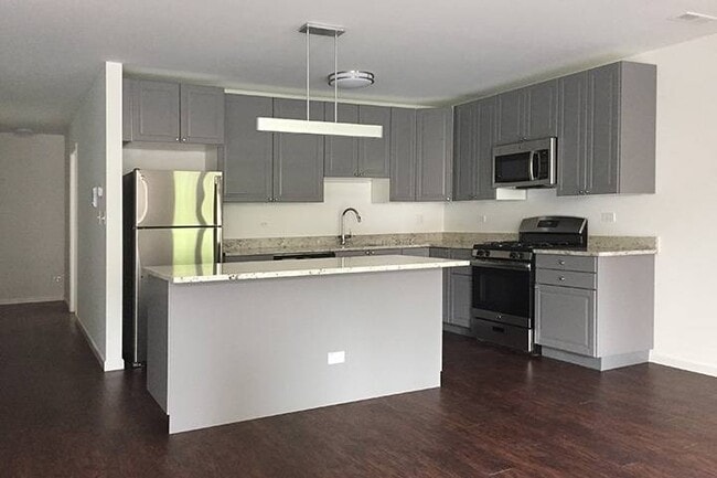 Floorplan - 5524-5526 S. Everett Avenue