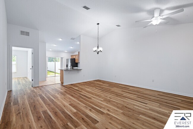 Building Photo - 28 Ullian Trail