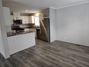 Building Photo - 9614 Seaway Dr