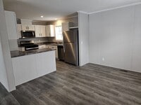 Building Photo - 9614 Seaway Dr