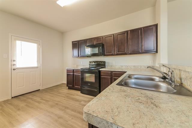 Building Photo - 2801 Red Head Pl