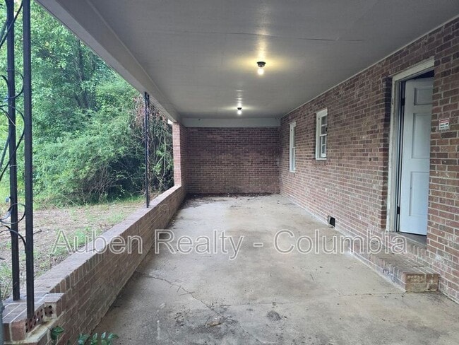 Building Photo - 1339 Blue Ridge Terrace