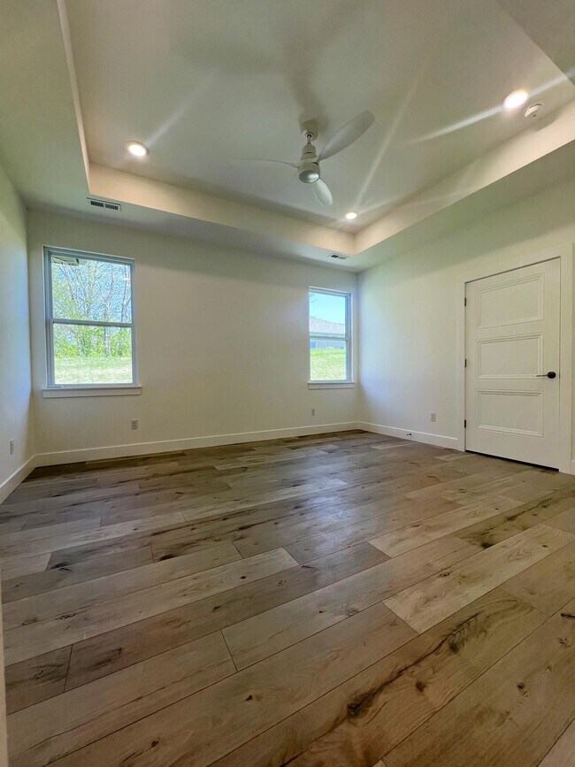 Building Photo - 808 Napa Dr