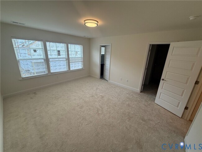 Building Photo - 10873 Farmstead Ml Ln