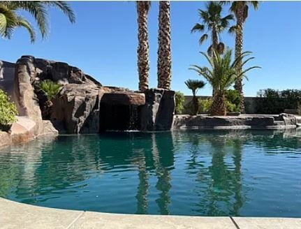 Building Photo - 9653 Denhart Ave