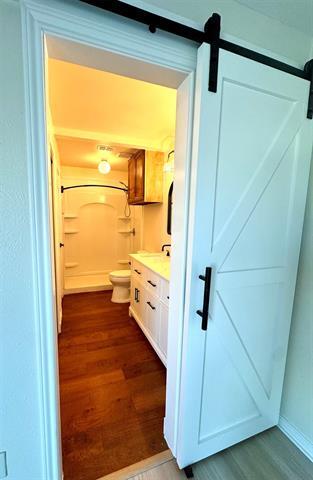 Building Photo - 11525 Webb Chapel Rd