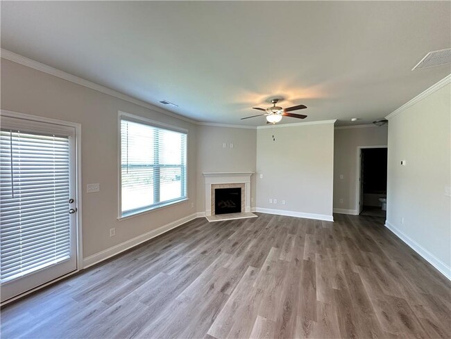 Building Photo - 1371 Sunny Vly Ln