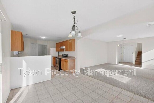 Building Photo - 915 Wood Duck Dr SW