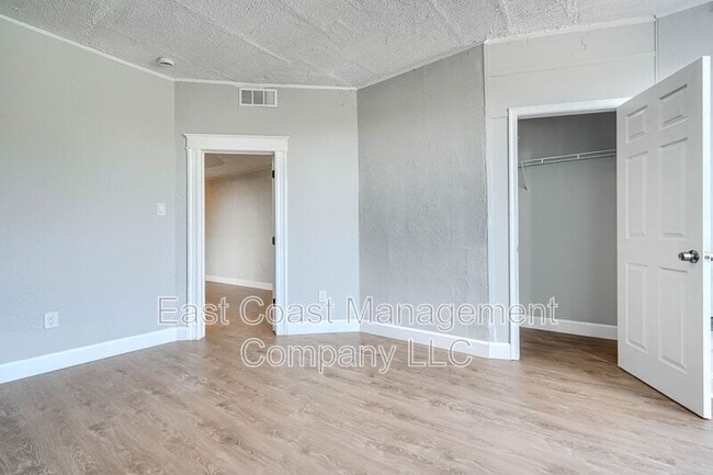 Building Photo - 2800 Harford Rd