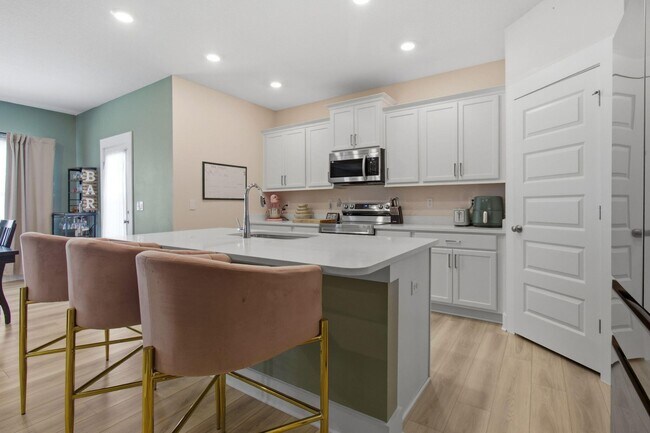 Building Photo - 104 Blooming Cv