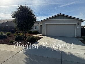 Building Photo - 114 Christian Ave