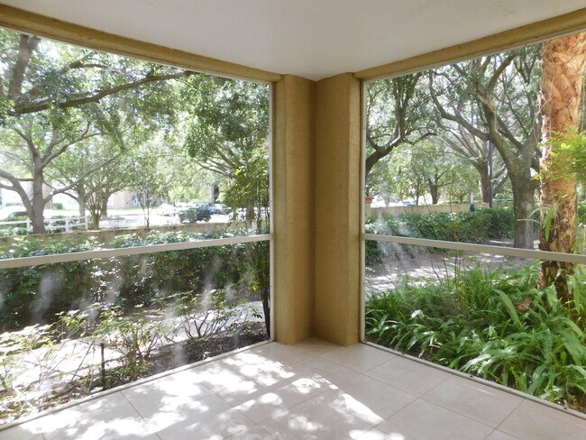 Building Photo - Seminole County - 3 bedroom, 2 bathroom.