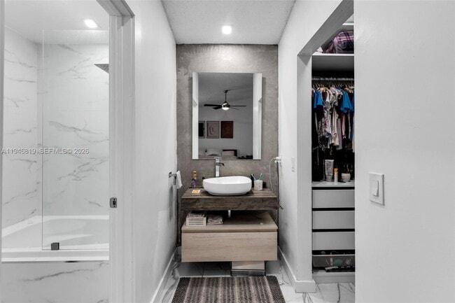 Building Photo - 17864 SW 141st Ct