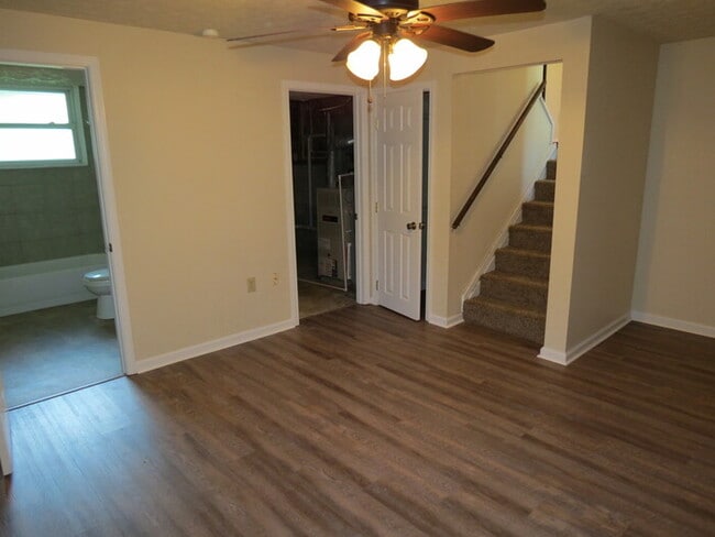 Building Photo - 1768 Hollow Run Dr
