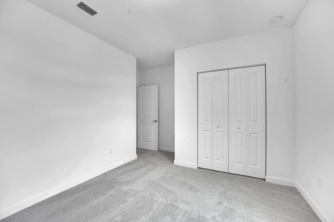Building Photo - 3521 Angler Dr