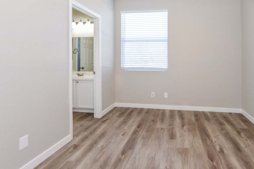 Building Photo - 7534 Luna Del Rey St