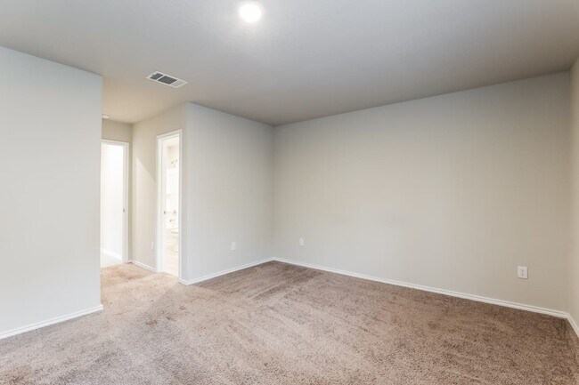 Building Photo - 4219 Southton Lk