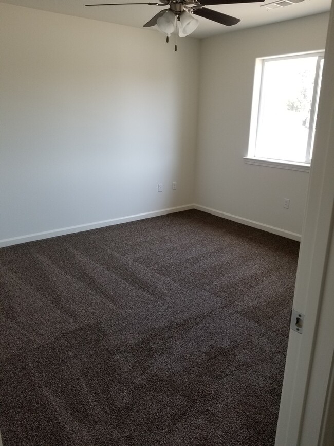 Building Photo - 4228 Burrel Dr