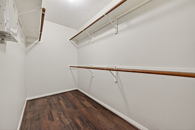 Building Photo - 9111 Winkbow Dr