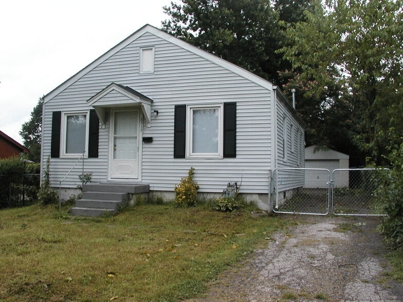 Building Photo - 2317 Ratcliffe Ave