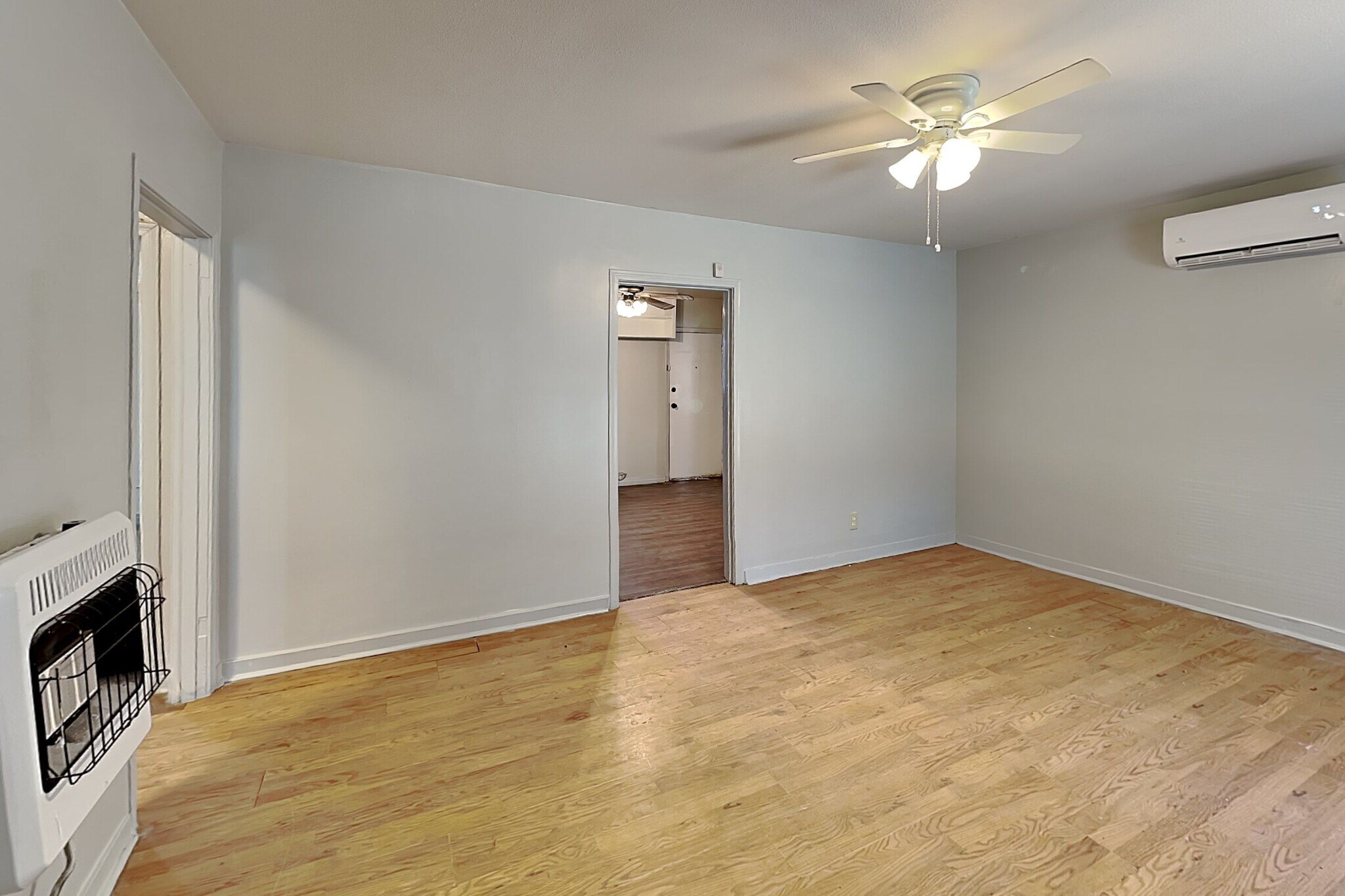 Building Photo - 2427 25th St