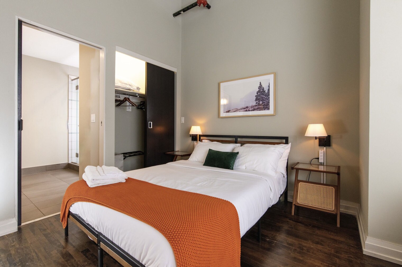 Building Photo - 225 E Michigan St