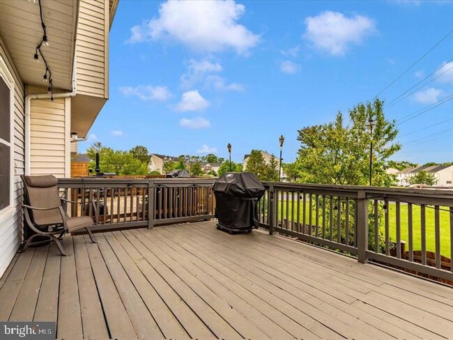 Building Photo - 6338 Towncrest Ct