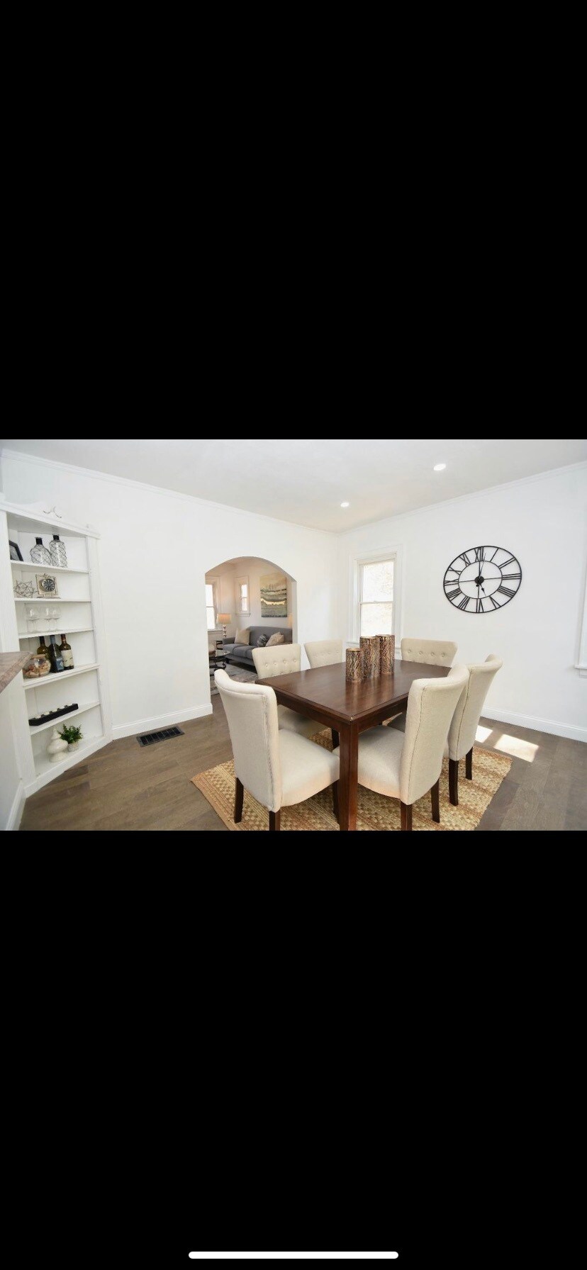 Building Photo - 23 Thill St