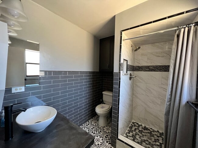 Building Photo - Beautiful Home 3BR/2Bath  on Bear Valley Springs Valley Floor