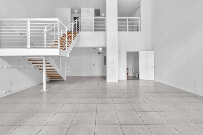 Building Photo - 410 Evernia St
