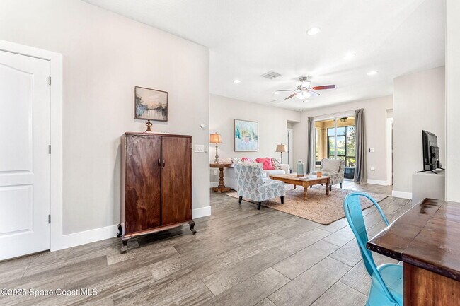 Building Photo - 5724 Trieda Dr