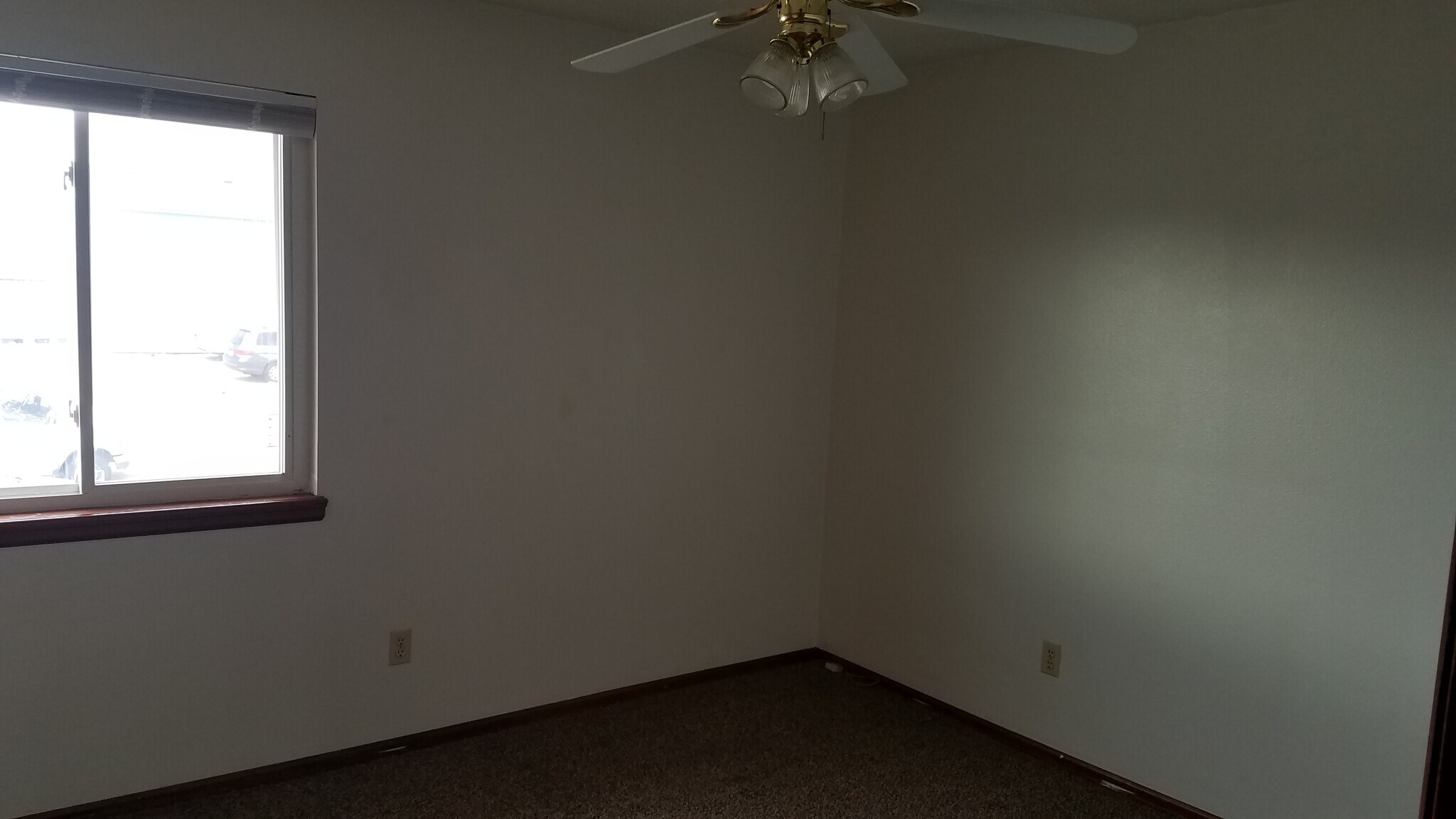 Front bedroom, west facing. - 6646 Provincial Dr