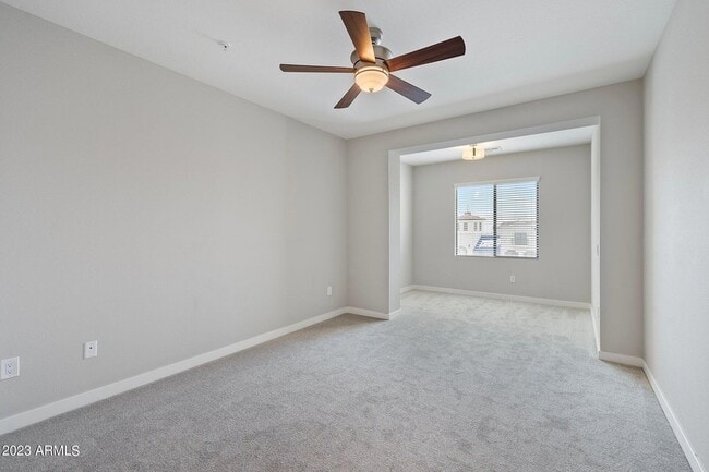 Building Photo - 2511 W Queen Creek Rd