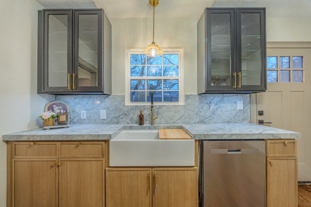 Building Photo - 1940 Harle Ave NW