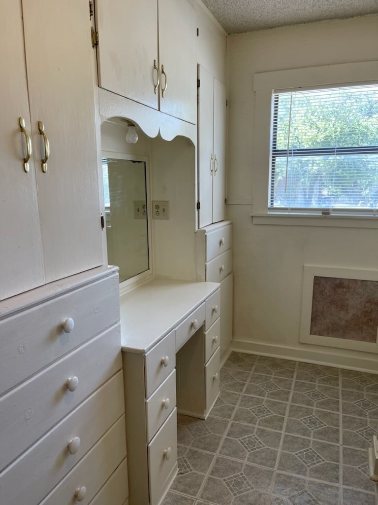 Bathroom - 1602 Palm St