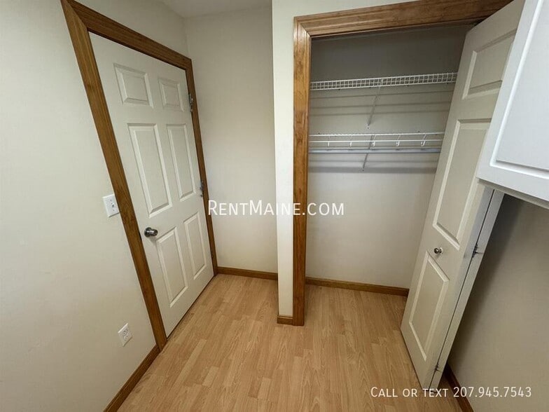 Building Photo - 20 Main Rd N