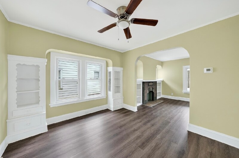 Building Photo - 4200 Cullen Dr