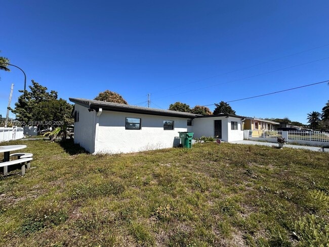 Building Photo - 1631 NW 175th St