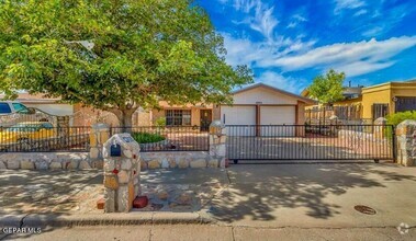 Building Photo - 4886 Maureen Cir