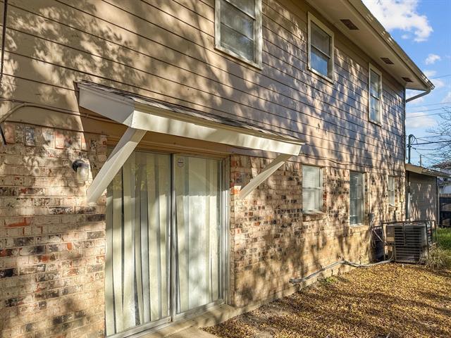 Building Photo - 3107 Emily Dr