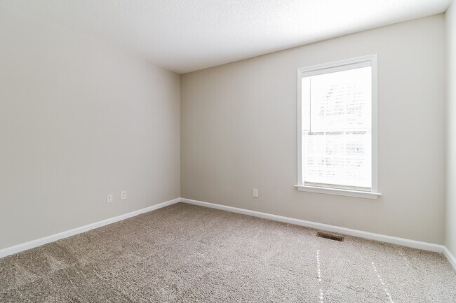 Building Photo - 128 Ashlyn Ridge Dr