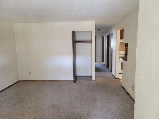 Building Photo - 5730-5732-5732 N 94th St
