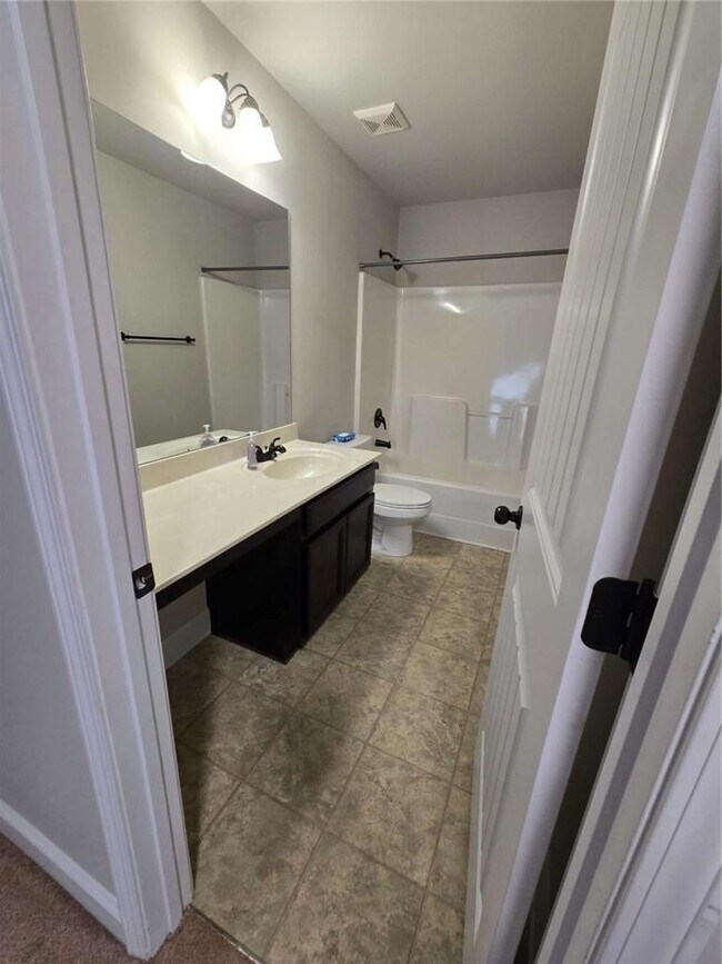 Building Photo - 1429 Stone Ridge Ct