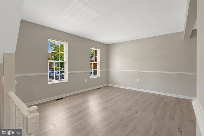 Building Photo - 7065 Leewood Forest Dr