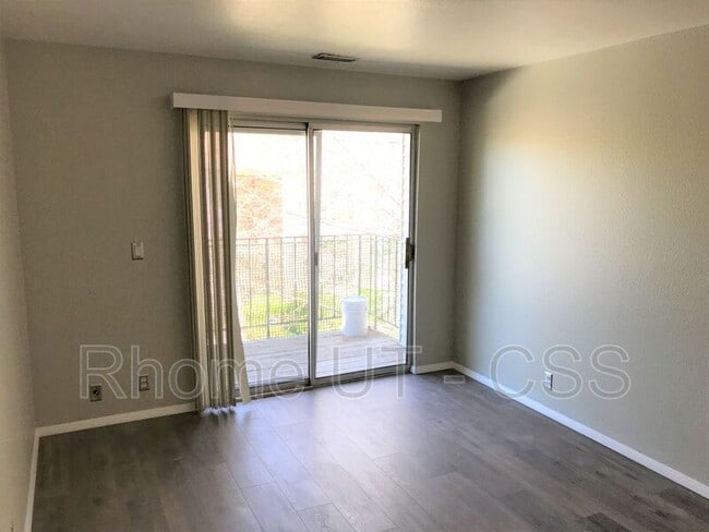 Building Photo - 4633 S Quail Vis Cv