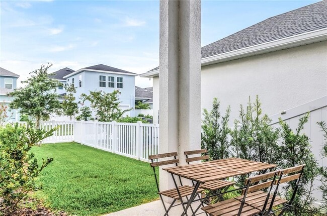Building Photo - 28680 Cozy Creek Dr